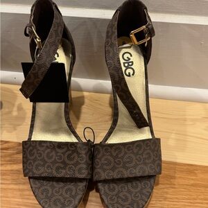 GBG Los Angeles Women's Brown Sandals